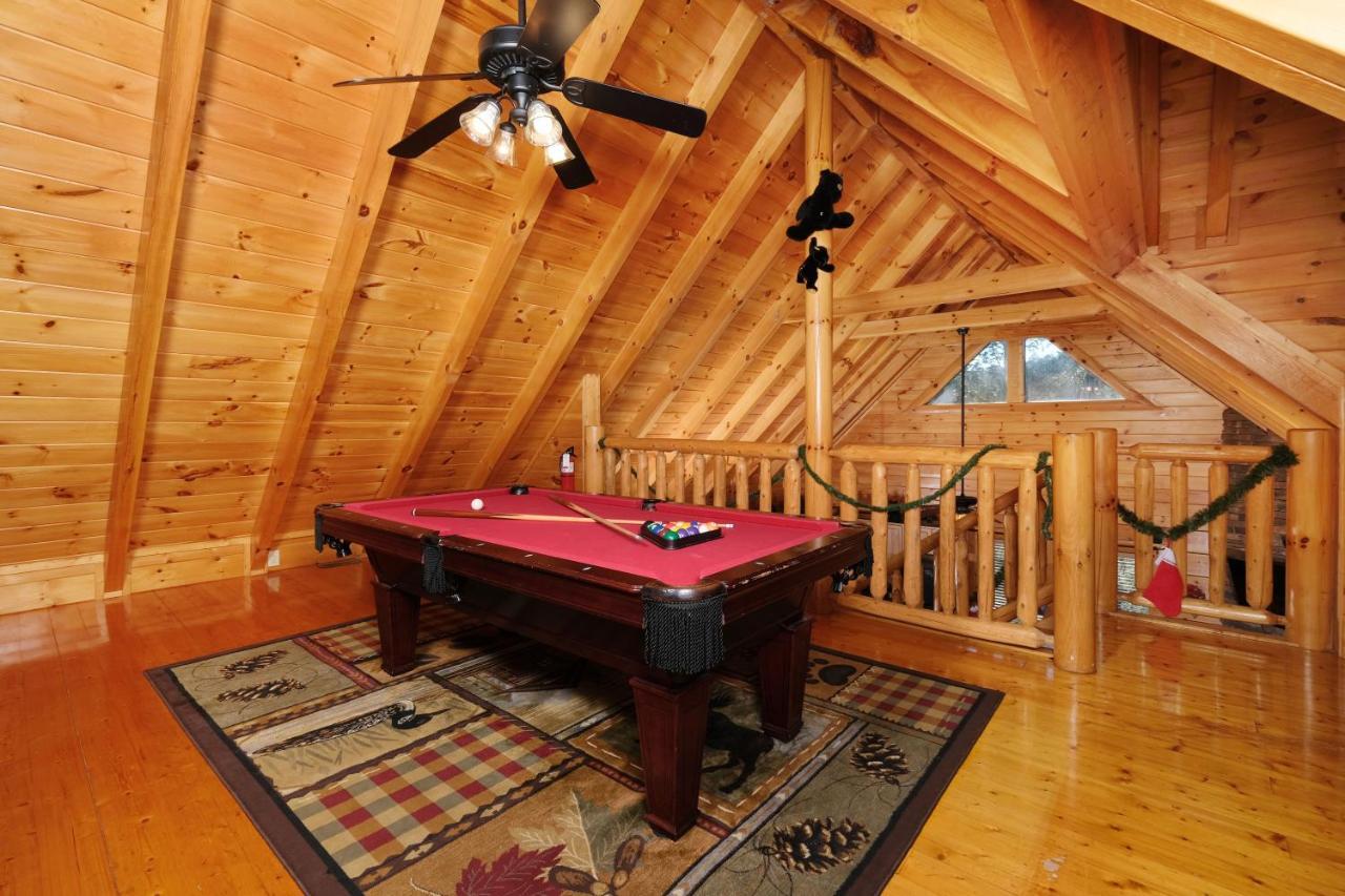 A Bear Creek Crib Villa Pigeon Forge Exterior photo